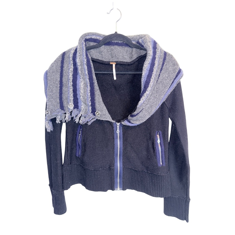 Free People Wool Sweater M Hooded Zip Cardigan Fringe Boho Artsy Y2K Cozy - Picture 2 of 10